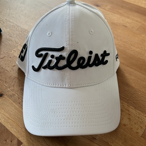 Golf hat bundle - Picture 6 of 7